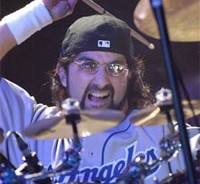 Οι Dream Theater στο νούμερο 6 του Billboard 