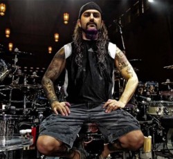 Mike Portnoy: «Ο Billy Sheehan είναι για το μπάσο ό,τι ο Jimi Hendrix για την κιθάρα» 
