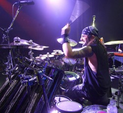 Mike Portnoy: «Είμαι ένας από τους πιο παρεξηγημένους καλλιτέχνες στον κόσμο» 