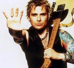 Εξαπλό box set κυκλοφορεί ο Mike Tramp 