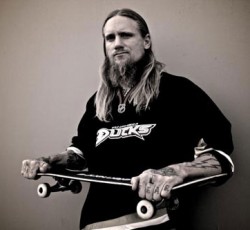 Νέος τραγουδιστής για τους Black Flag 