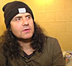 Mille Petrozza (Kreator): «To ίντερνετ βοηθάει τη μουσική βιομηχανία, δεν την καταστρέφει» 