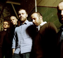 Τον Νοέμβριο το "A Wrenched Virile Lore" των Mogwai 