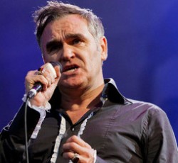 Morrissey: «Οι επιθέσεις στη Νορβηγία δεν είναι τίποτα μπροστά στις ενέργειες των McDonald's»