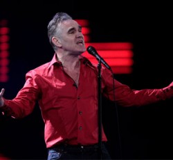 Ποιά φταίει που ακύρωσε την περιοδεία του ο Morrissey; 