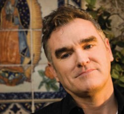 Ο Morrissey σε ρατσιστικά σχόλια 