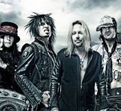 To Crue Fest των Motley Crue σε dvd 