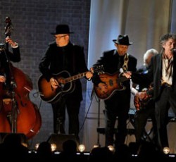 Mumford & Sons και The Black Keys στη σκηνή των φετινών Grammy 