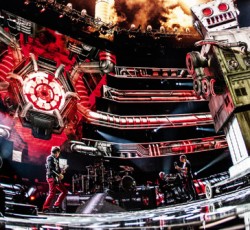 Oι Muse θέλουν να φτιάξουν το δικό τους "Wall" 