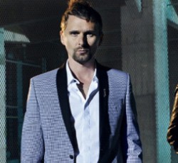 Οι Muse κυκλοφορούν το νέο τους single, "Madness" 