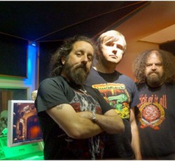 Οι Napalm Death υπόσχονται ταχύτητα και περιπέτεια! 