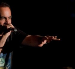 Δείτε το πρώτο Χριστουγεννιάτικο -και αρκετά πρωτότυπο- video clip από το επερχόμενο εορταστικό album του Neal Morse 