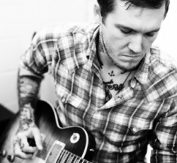 Ο Brian Fallon λέει ποιά μπάντα άσκησε επιρροή στο νέο album των Gaslight Anthem 