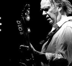 "Storyline", ο καινούργιος δίσκος με ορχήστρα του Neil Young 