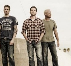 40.000 άτομα εναντίον των Nickelback