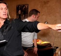 Ο Nicko McBrain σχολιάζει τις αποχωρήσεις των Dave Lombardo και Bill Ward 