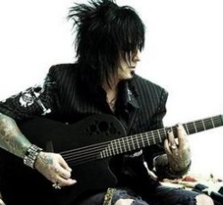 Νέο βιβλίο για τον Nikki Sixx