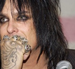 Nikki Sixx (Motley Crue): «Το "Nevermind" των Nirvana είναι ένας σημαντικός δίσκος της rock» 