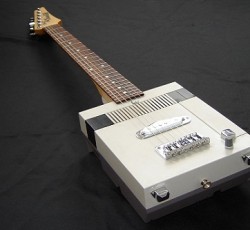 Έχεις ακόμα το παλιό σου Nintendo; Άσε το Tetris και πιάσε τους Metallica! (video) 