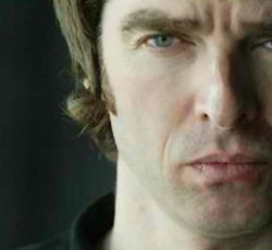 Noel Gallagher: «Κανείς δεν θα έχει αρκετά λεφτά για να γίνει rock star» 