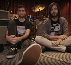 Αποκλειστικό: Ακούστε το "Feathers" από τον νέο δίσκο των The Noise Figures 