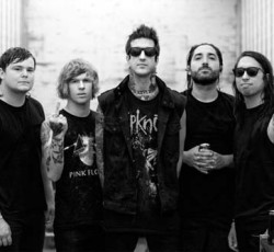Οι Of Mice & Men δεν τα παρατούν ποτέ 
