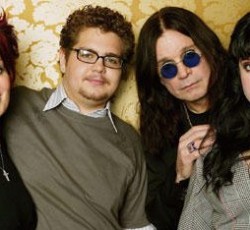 Ο Ozzy Osbourne μετανιωμένος για το ''Osbournes'' και ακόμα θυμωμένος με τον Dickinson 