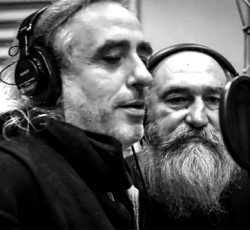 Aκούστε το "Κatyusha του ΚΚΕ" των Αγγελάκα/Πανούση 