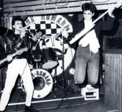 "Μέχρι Να Γίνεις Ο Βασιλιάς Των Ηλιθίων": Ντοκιμαντέρ για την ελληνική punk σκηνή 