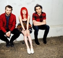 Ακούστε το δεύτερο single από το "Singles Club" των Paramore 