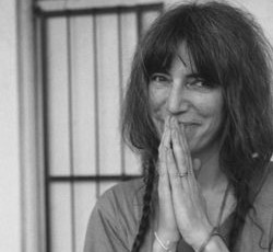 Η Patti Smith τον Ιούλιο στο Λυκαβηττό 