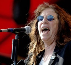 Η Patti Smith διασκεύασε το "Rolling In The Deep" της Adele 