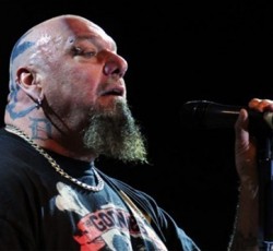 Τι κρατάει ενεργό στα μουσικά δρώμενα τον Paul Di'Anno; 