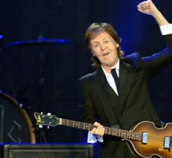 Ο Paul McCartney παίζει τρία καινούργια κομμάτια του στο Las Vegas 