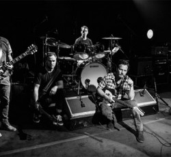 Ολοκαίνουργια μπαλάντα από τους Pearl Jam (video) 