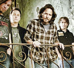 Παύση για τους Pearl Jam 