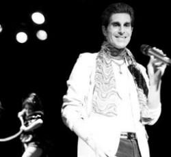 Perry Farrell: «Ο νέος δίσκος των Jane's Addiction θα είναι κάτι που ο κόσμος δεν έχει ξαναζήσει» 
