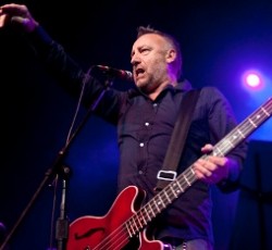 Η πικρία του Peter Hook για τους New Order 