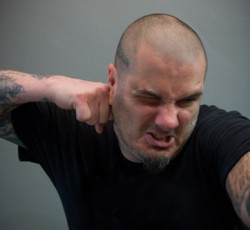 Ο μεγάλος Anselmo δίνει συμβουλές στον μικρό Anselmo 