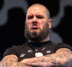 Καντάδα-έκπληξη στον Philip Anselmo από Αφροαμερικανούς στο "Days Of The Dead"