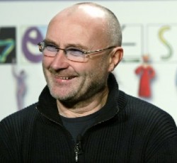 Phil Collins: «Παραλίγο να πεθάνω από το ποτό» 