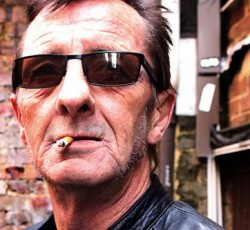 Solo album από τον drummer των AC/DC 