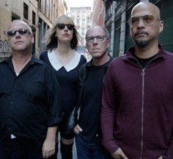 Οι Pixies μιλάνε για την αποχώρηση της Kim Deal από το group 