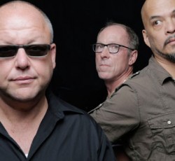 Στα σχέδια των Pixies μια ολοκληρωμένη δισκογραφική δουλειά 