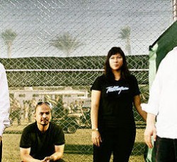 Οι Pixies γιορτάζουν τη διάσωση των Χιλιανών ανθρακωρύχων παίζοντας το μεγαλύτερο set στην ιστορία τους 