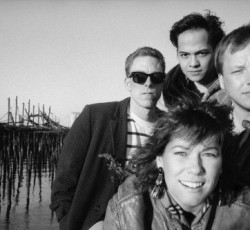 Ευρωπαϊκή περιοδεία με νέα μπασίστρια από τους Pixies 