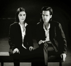 Η PJ Harvey διασκευάζει Nick Cave 