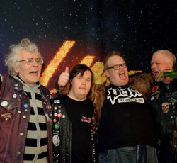 Punk μπάντα με αυτισμό πάει Eurovision! 