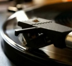 High Fidelity Syndrome: The Rocking Monthly Playlists (feat. John Garcia and Matthias Nygard), 04/11 