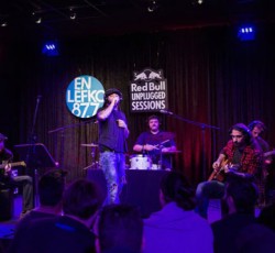 Οι Potergeist προσφέρουν δωρεάν το πρόσφατό τους album "Swampires" 